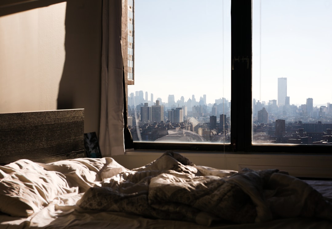 How to Clean and Organize a Cluttered Bedroom
